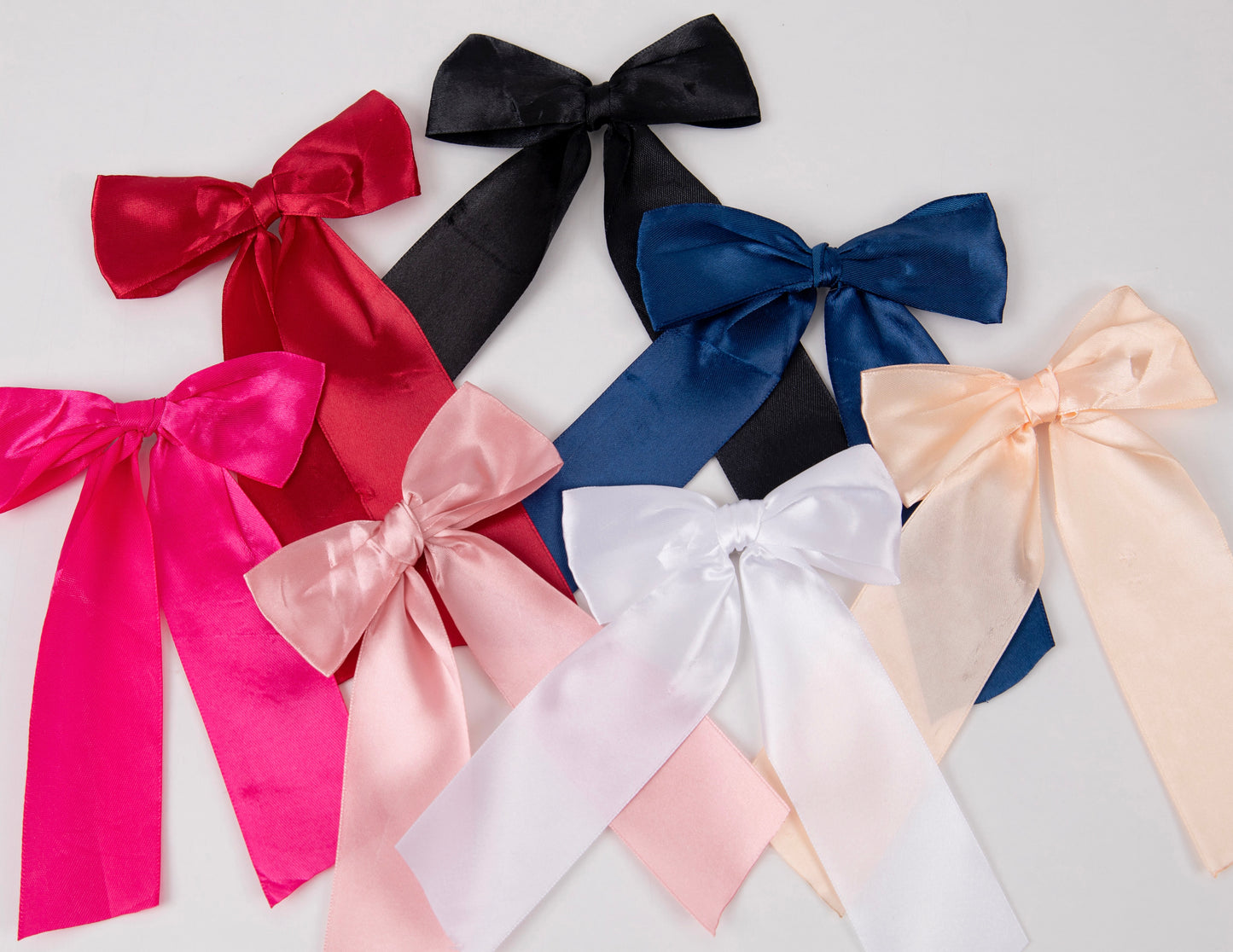 WHITE SILK BOW