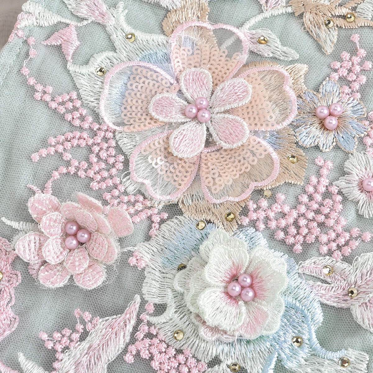 Floral appliqué romper - light green