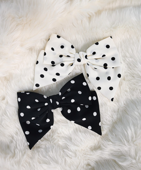 Polka dot oversized bow set of 2